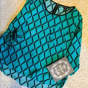 Signature| Studio blouse